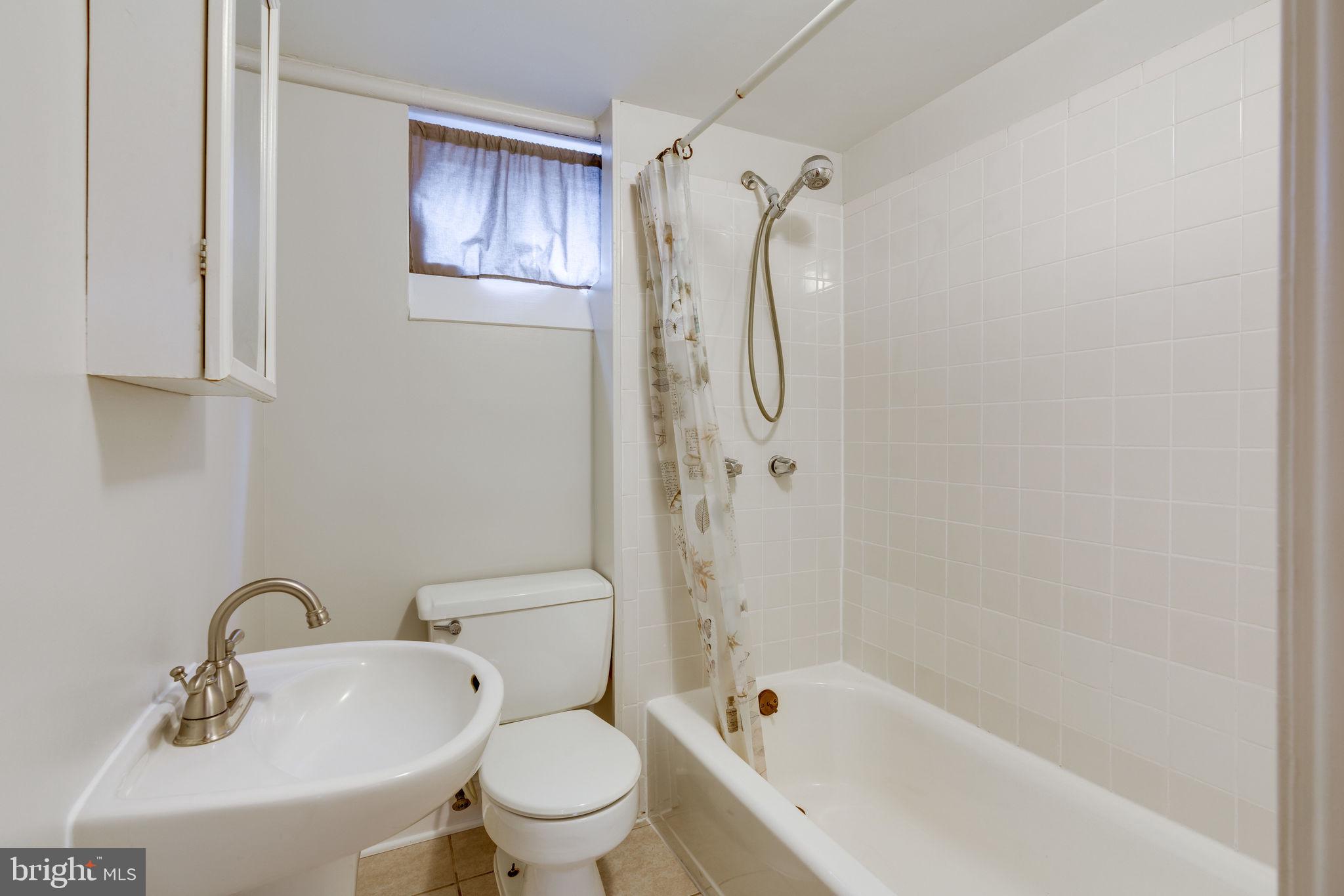 6018 Grayson Street Springfield, VA 22150 - Photo 29 of 43 Gallery Image 29