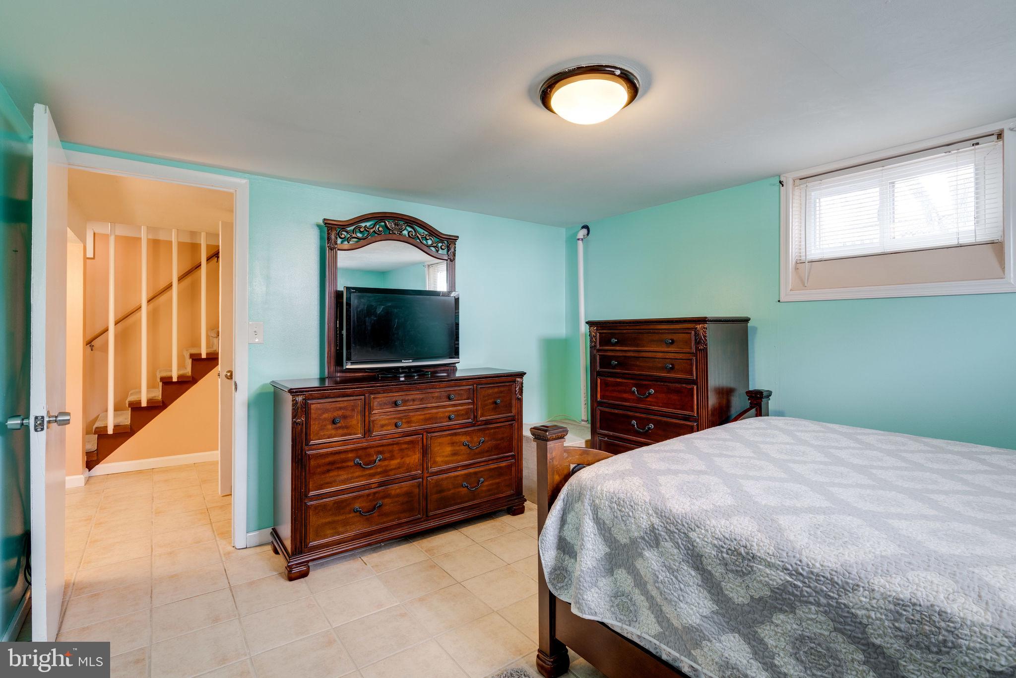 6018 Grayson Street Springfield, VA 22150 - Photo 33 of 43 Gallery Image 33