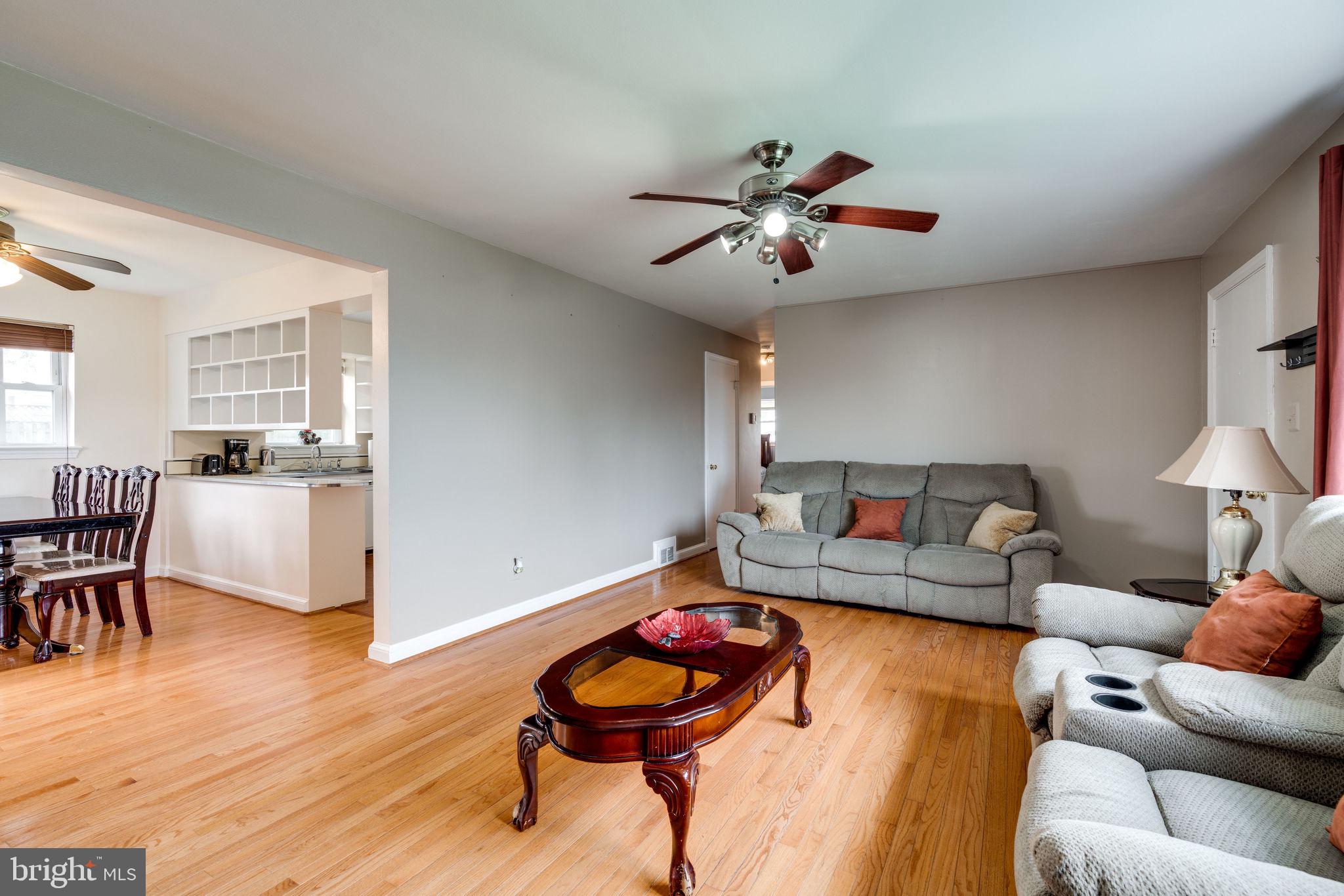 6018 Grayson Street Springfield, VA 22150 - Photo 7 of 43 Gallery Image 7