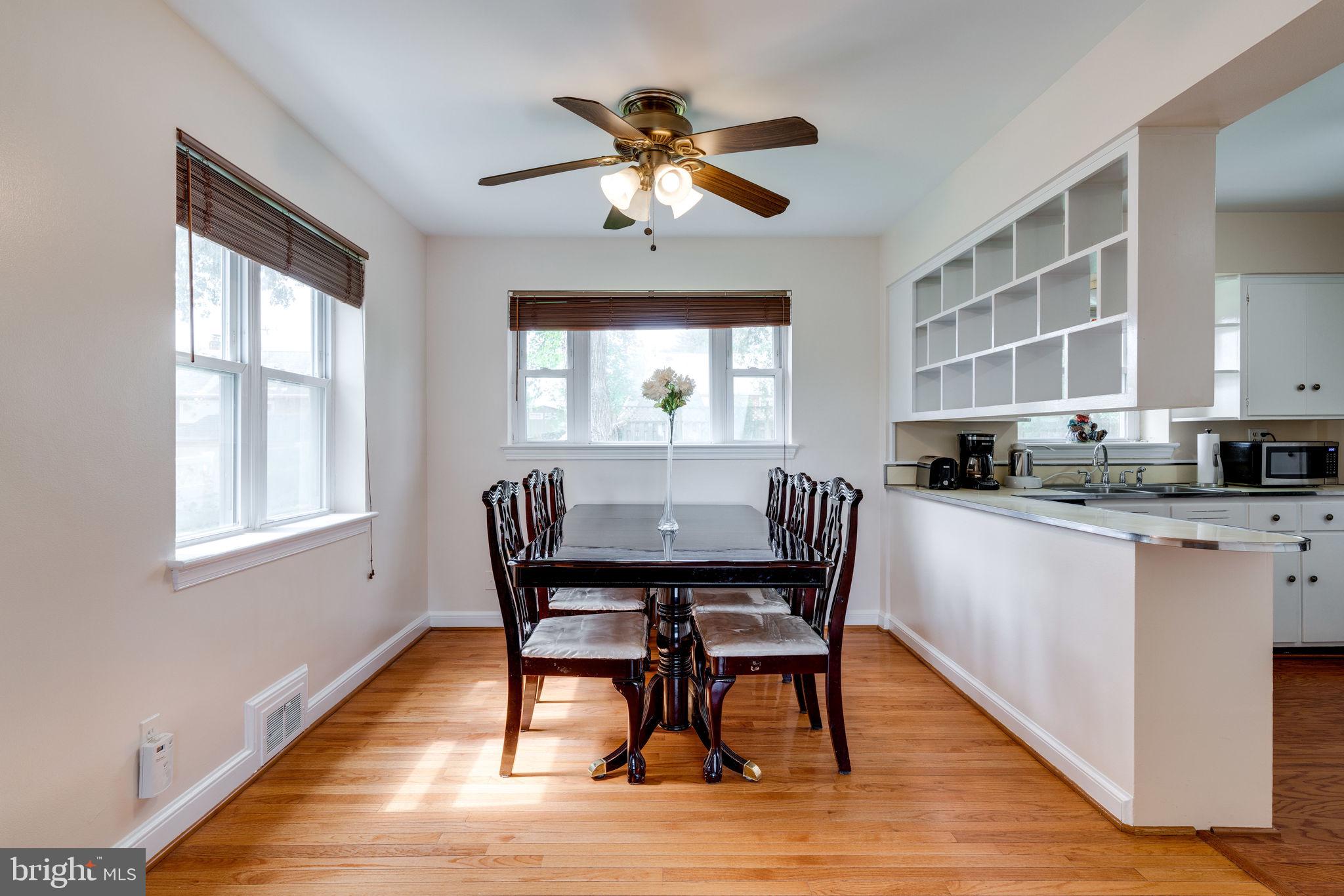 6018 Grayson Street Springfield, VA 22150 - Photo 9 of 43 Gallery Image 9