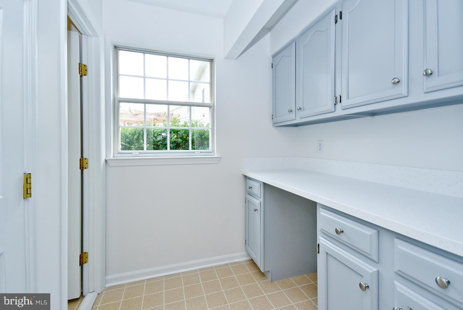 2700 Price Road Crofton, MD 21114 - Photo 11 of 30 Butlers Pantry