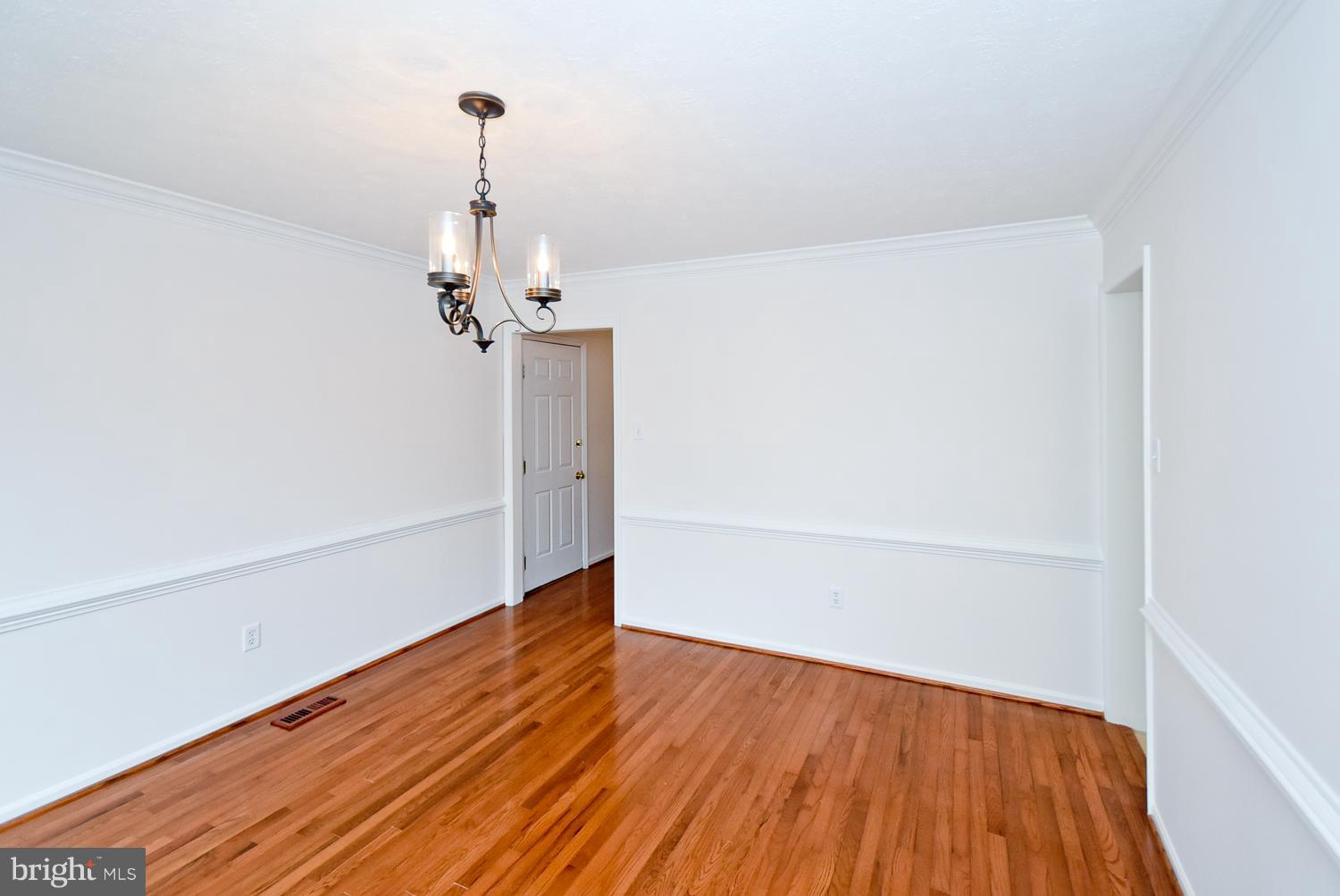 2700 Price Road Crofton, MD 21114 - Photo 8 of 30 Dining Room w/Chair Rail