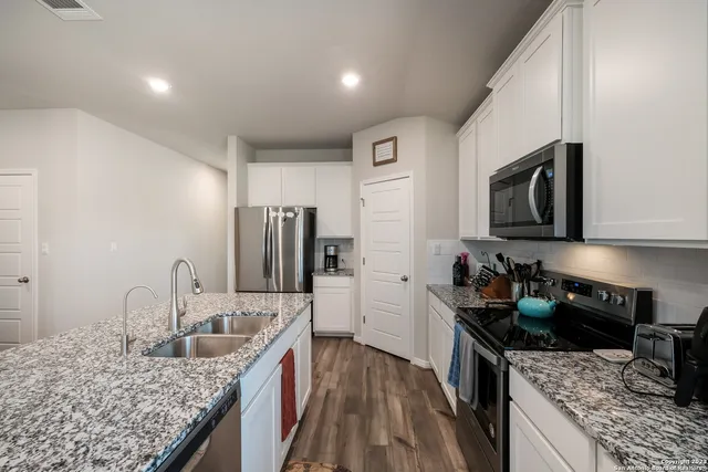 $2,150 | 3000 Hess Boulevard, Schertz, TX 78154