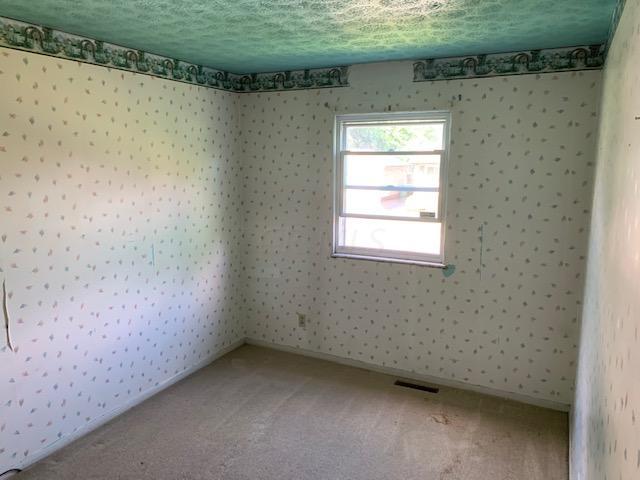 1898 Brocton Road Columbus, OH 43219 - Photo 15 of 24 Gallery Image 15