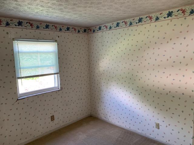 1898 Brocton Road Columbus, OH 43219 - Photo 17 of 24 Gallery Image 17