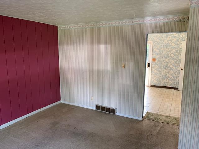 1898 Brocton Road Columbus, OH 43219 - Photo 9 of 24 Gallery Image 9