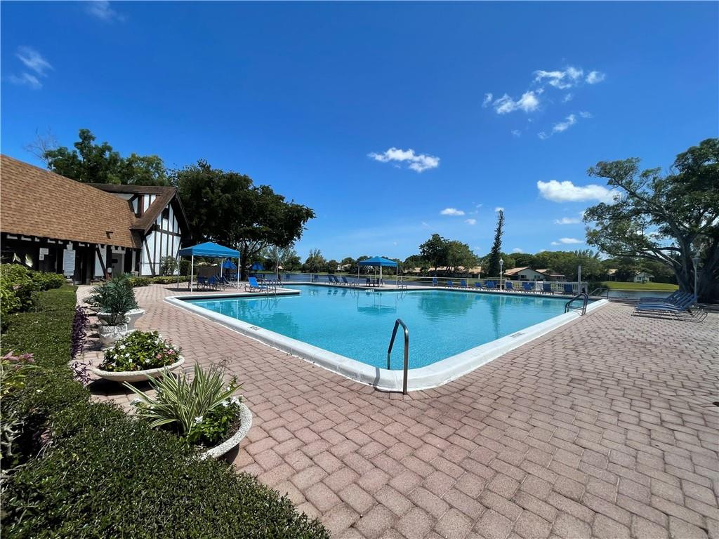 3660 Inverrary Drive, Unit 2F Lauderhill, FL 33319 - Photo 23 of 35 Photo 23