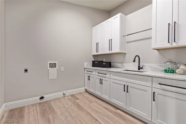 $4,695 | 4785 North Grand Canyon Drive, Las Vegas, NV 89129