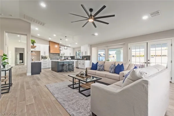 $4,695 | 4785 North Grand Canyon Drive, Las Vegas, NV 89129