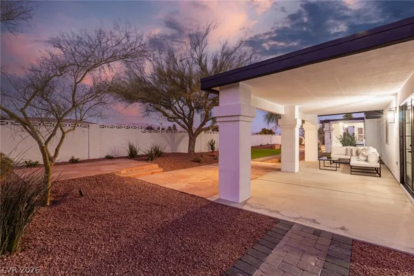 $4,695 | 4785 North Grand Canyon Drive, Las Vegas, NV 89129