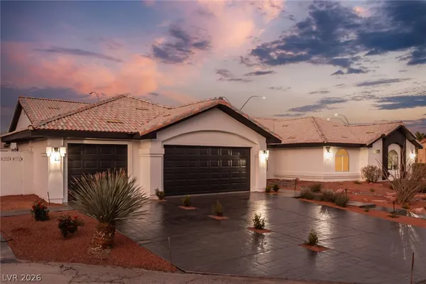 $4,695 | 4785 North Grand Canyon Drive, Las Vegas, NV 89129