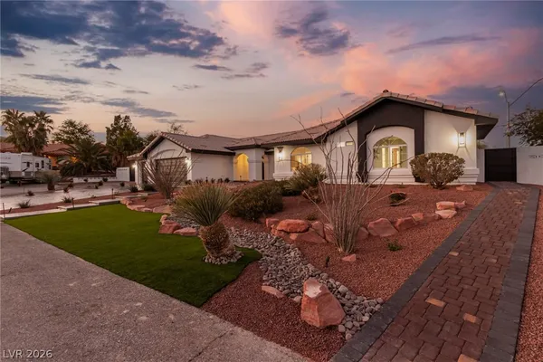 $4,695 | 4785 North Grand Canyon Drive, Las Vegas, NV 89129
