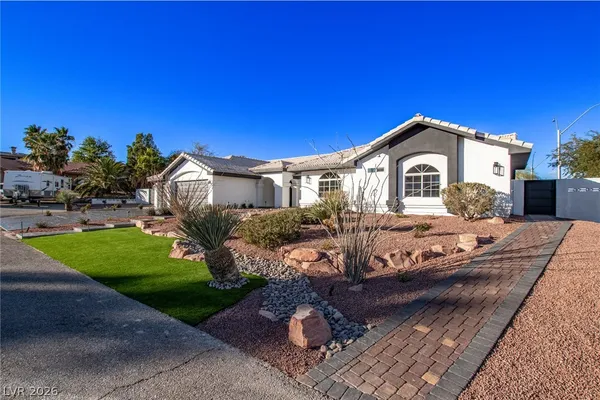 $4,695 | 4785 North Grand Canyon Drive, Las Vegas, NV 89129