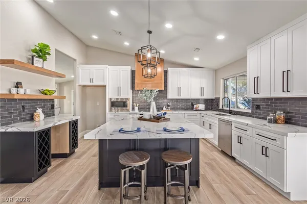 $4,695 | 4785 North Grand Canyon Drive, Las Vegas, NV 89129