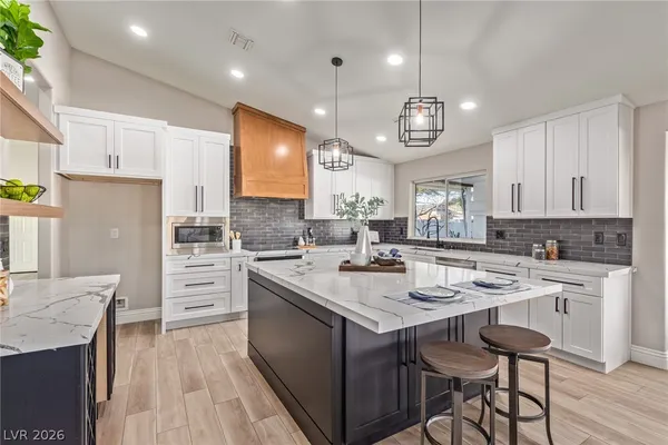 $4,695 | 4785 North Grand Canyon Drive, Las Vegas, NV 89129