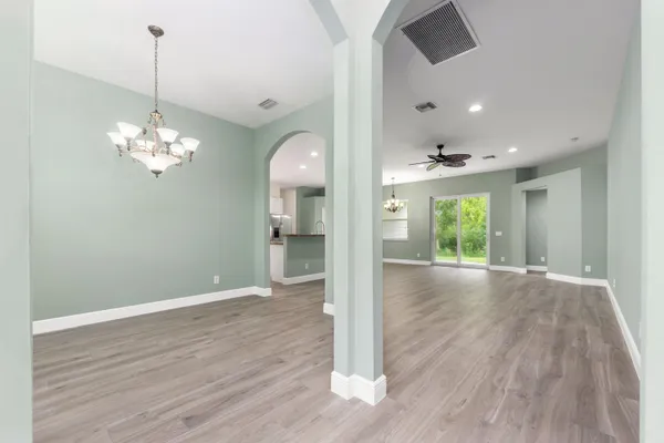 $3,900 | 501 Northwest Pine Sap Place, Jensen Beach, FL 34957