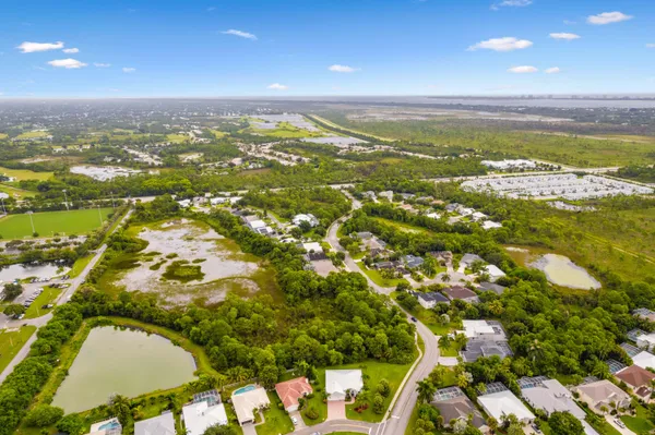 $3,900 | 501 Northwest Pine Sap Place, Jensen Beach, FL 34957