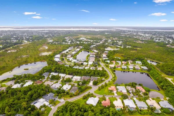 $3,900 | 501 Northwest Pine Sap Place, Jensen Beach, FL 34957