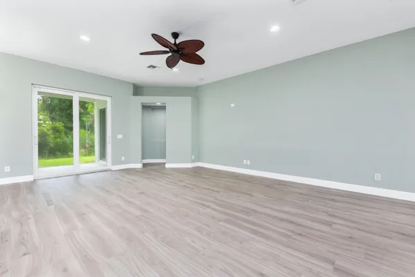 $3,900 | 501 Northwest Pine Sap Place, Jensen Beach, FL 34957