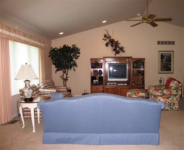 1450 North River Road, Unit 21 St. Clair, MI 48079 - Photo 6 of 11 31004186-5.JPG