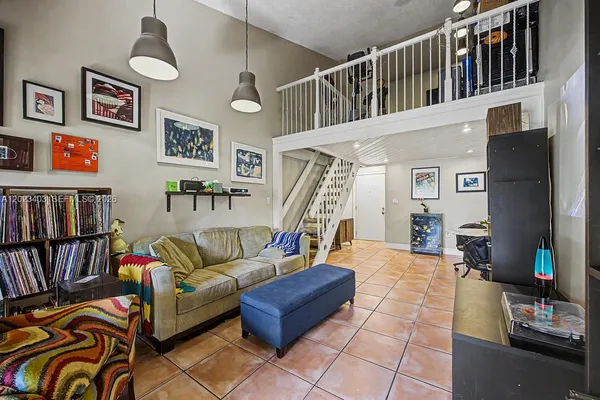 $320,000 | 10233 Northwest 9th St Circle, Unit 2141, Miami, FL 33172