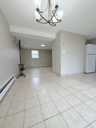 $2,100 | 15 Pevwell Drive, Unit 1, Saugus, MA 01906