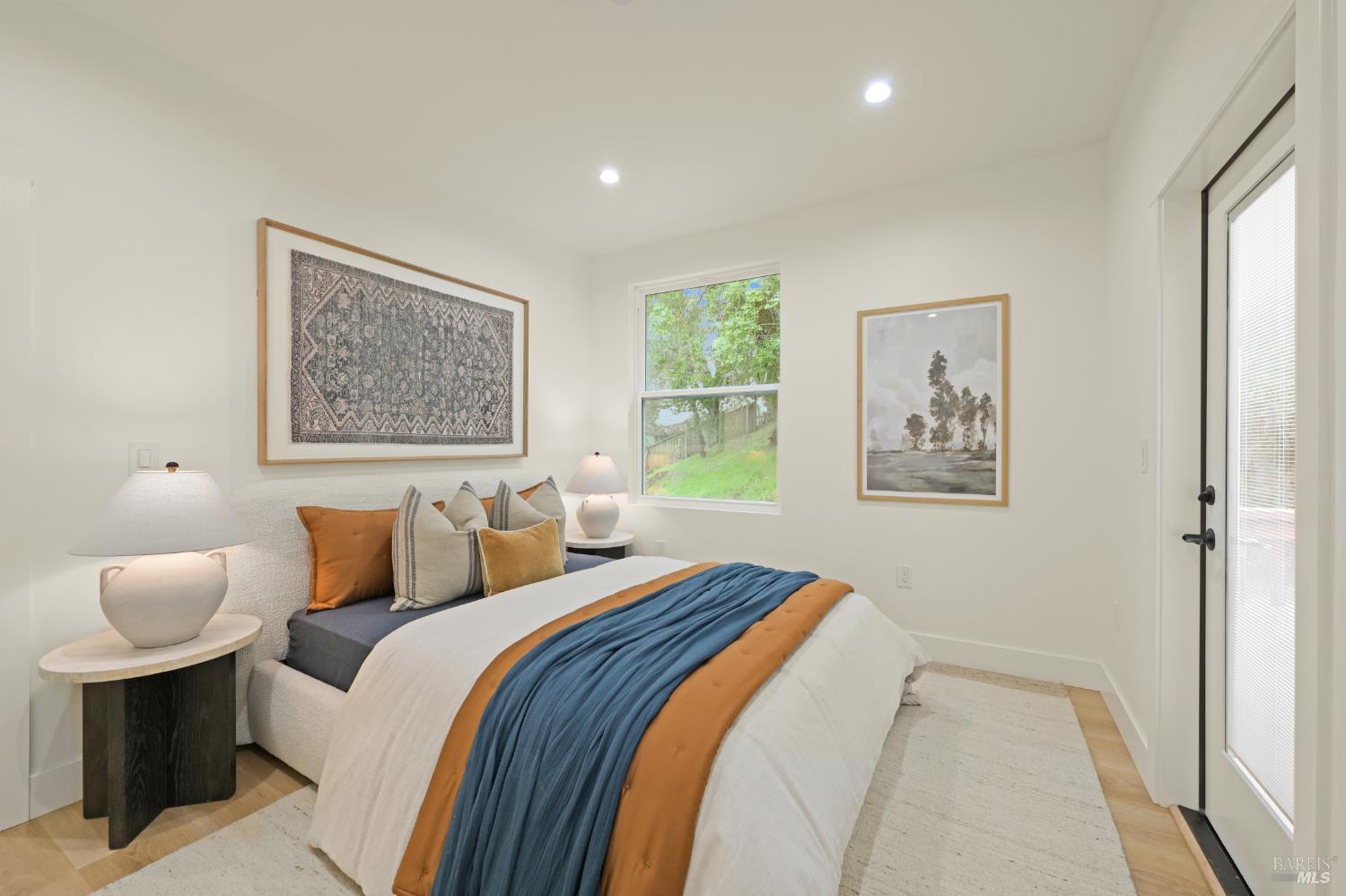 327 Butterfield Road San Anselmo, CA 94960 - Photo 4 of 34