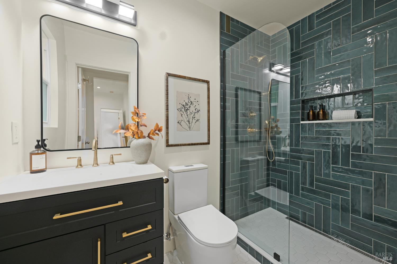 327 Butterfield Road San Anselmo, CA 94960 - Photo 5 of 34