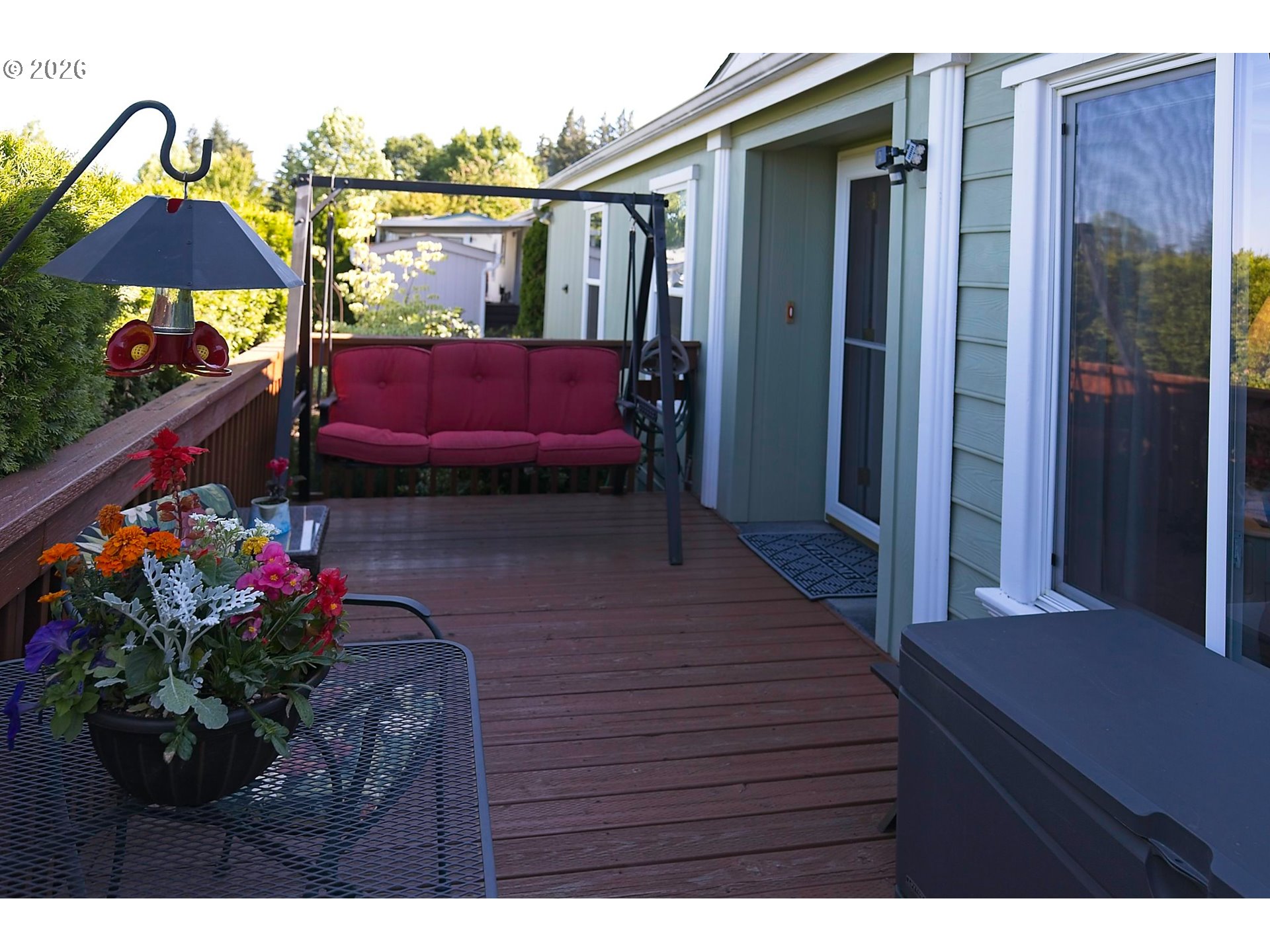 1630 Wallace Road Northwest Salem, OR 97304 - Photo 6 of 24 a house view with a outdoor space
