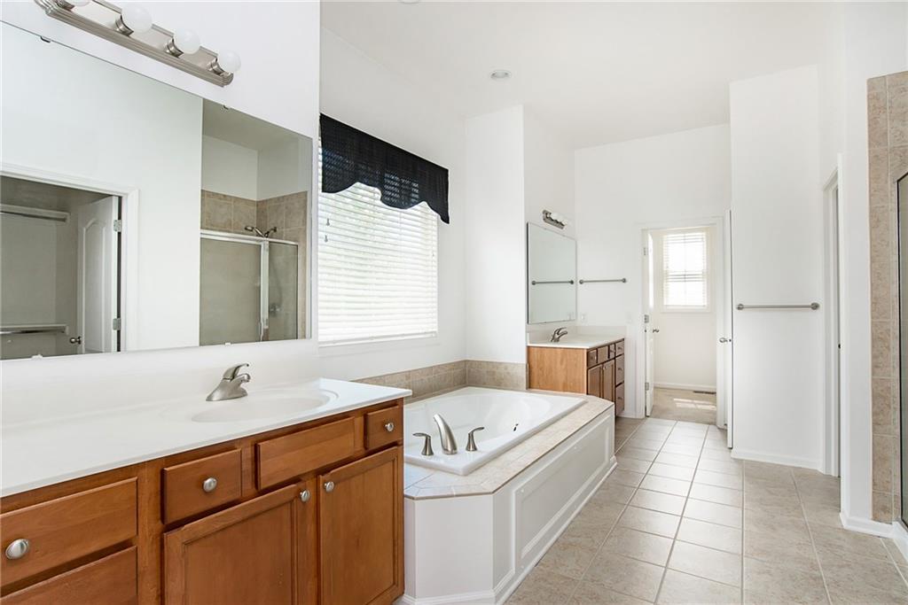 10564 Cloverfield Circle Fishers, IN 46038 - Photo 13 of 24