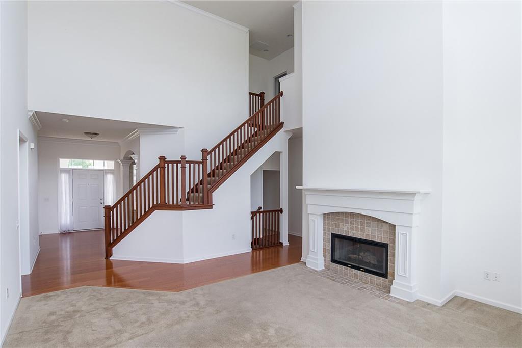 10564 Cloverfield Circle Fishers, IN 46038 - Photo 6 of 24