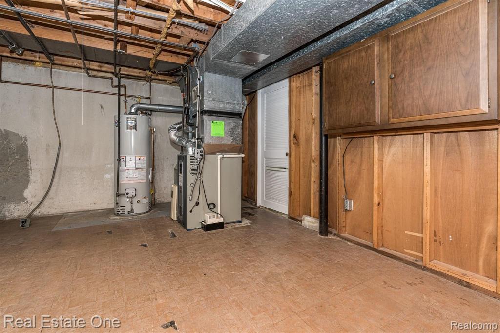 1216 Sycamore Drive Rochester, MI 48307 - Photo 21 of 31