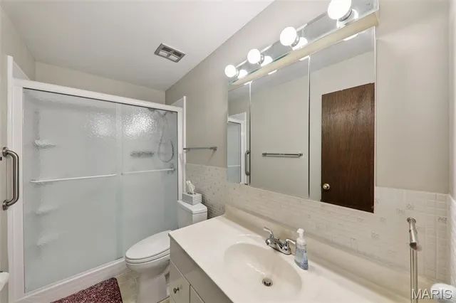 $83,500 | 3202 Denmark Drive, Unit C, Bridgeton, MO 63044