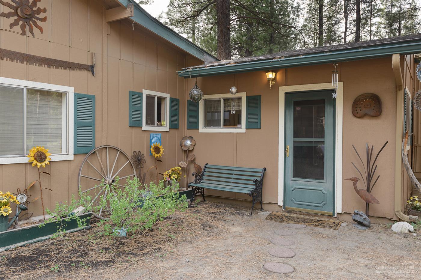 17127 Island Loop Way Bend, OR 97707 - Photo 3 of 19 Additional Photo