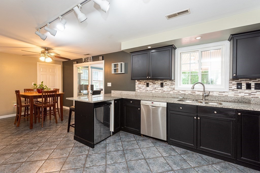 49 Turtle Hill Road Dracut, MA 01826 - Photo 8 of 30 Gallery Image 8
