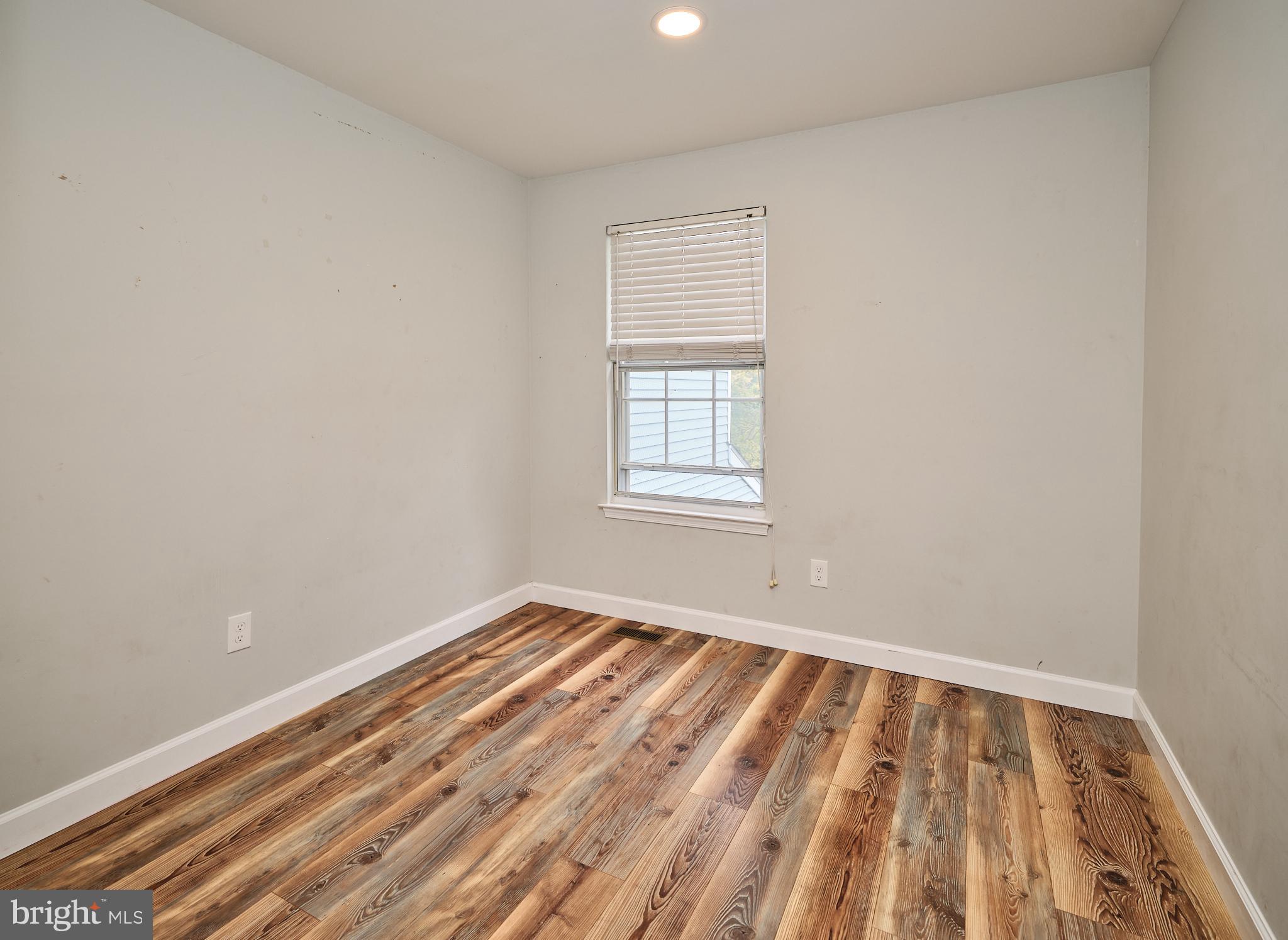 123 Carousel Circle Doylestown, PA 18901 - Photo 13 of 17 3rd Bedroom