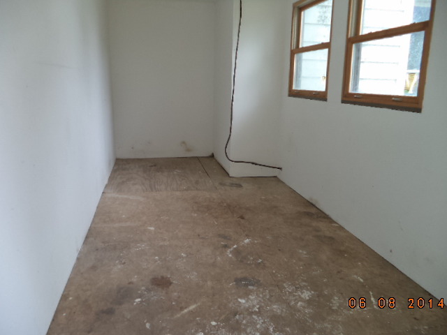 646 Irene Road Cherry Valley, IL 61016 - Photo 8 of 14