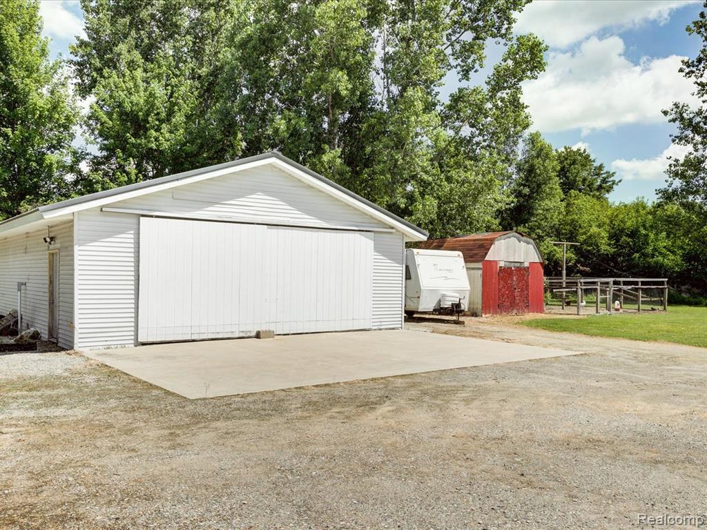 4411 Mortimer Line Road Croswell, MI 48422 - Photo 5 of 33 Gallery Image 5
