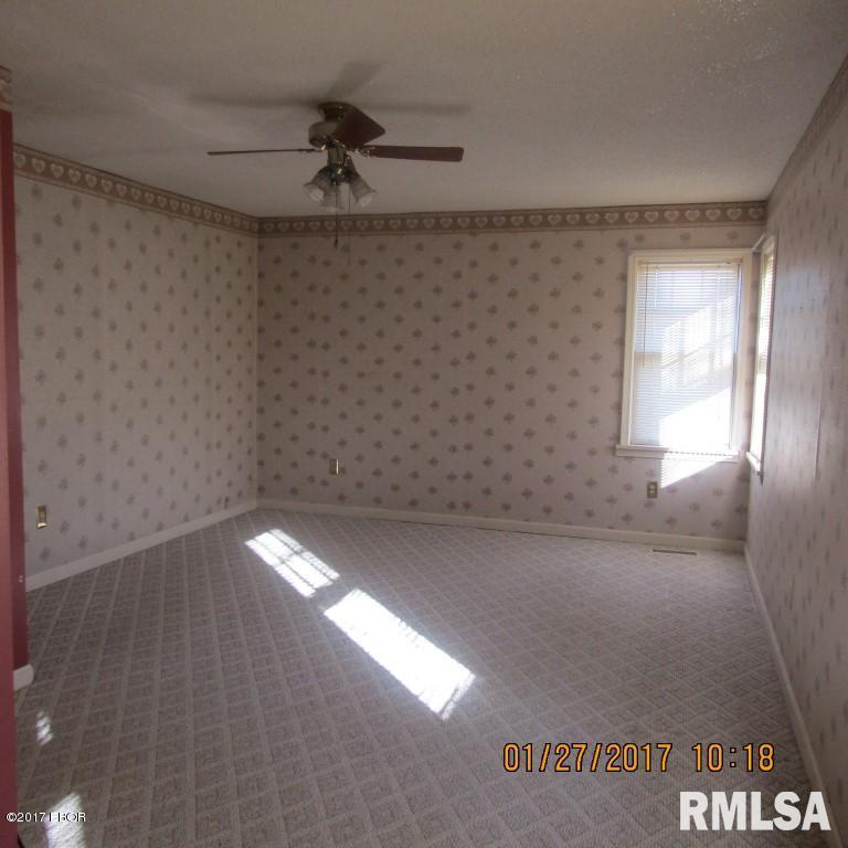 14645 Paulton Road Pittsburg, IL 62974 - Photo 10 of 22