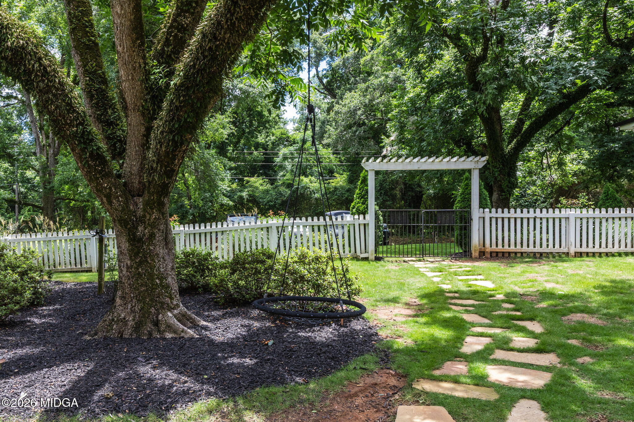 2798 Stokes Store Road Forsyth, GA 31029 - Photo 38 of 43 54