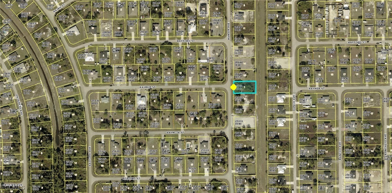 333 Ranier Avenue Lehigh Acres, FL 33974 - Photo 2 of 10 a bathroom with a shower