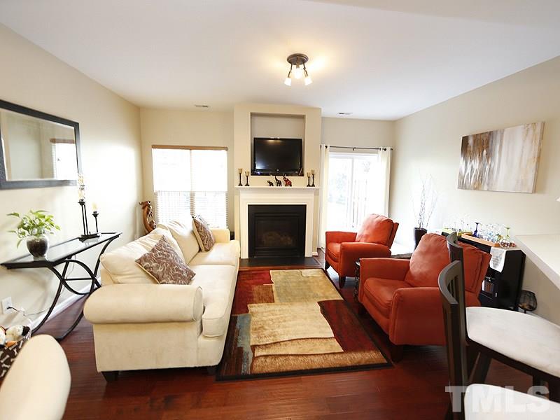 3053 Settle In Lane Raleigh, NC 27614 - Photo 4 of 12 Gallery Image 4