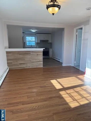 $2,500 | 116-120 East 26th Street, Paterson, NJ 07514