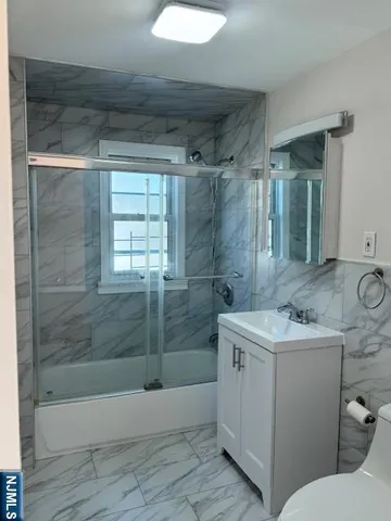 $2,500 | 116-120 East 26th Street, Paterson, NJ 07514