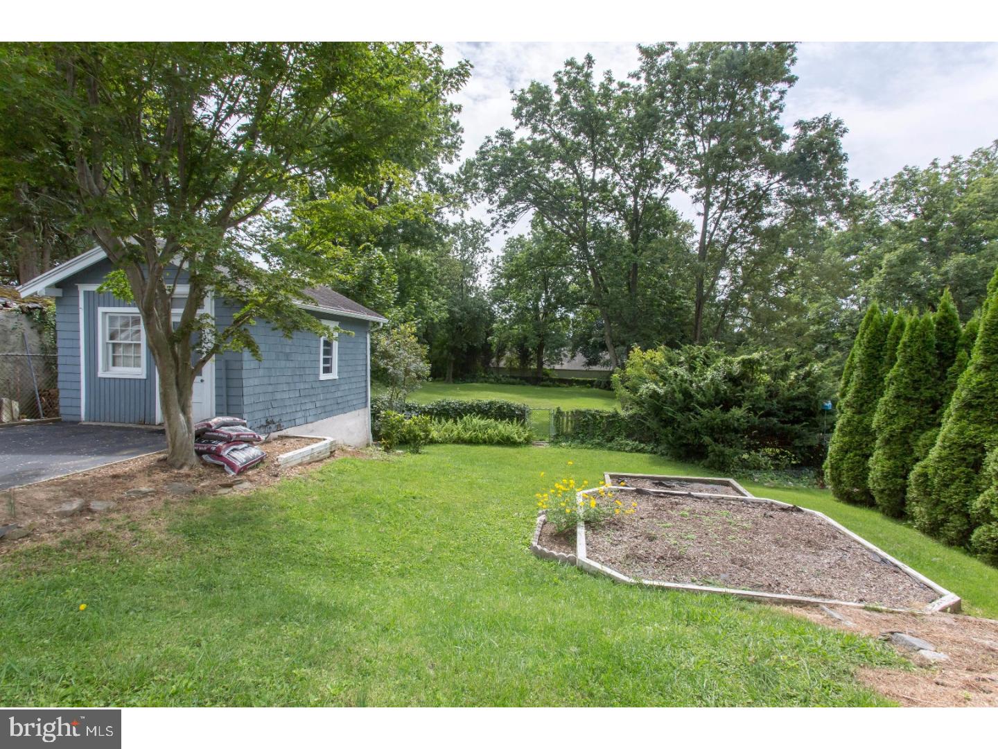 1238 Manor Road Havertown, PA 19083 - Photo 23 of 25