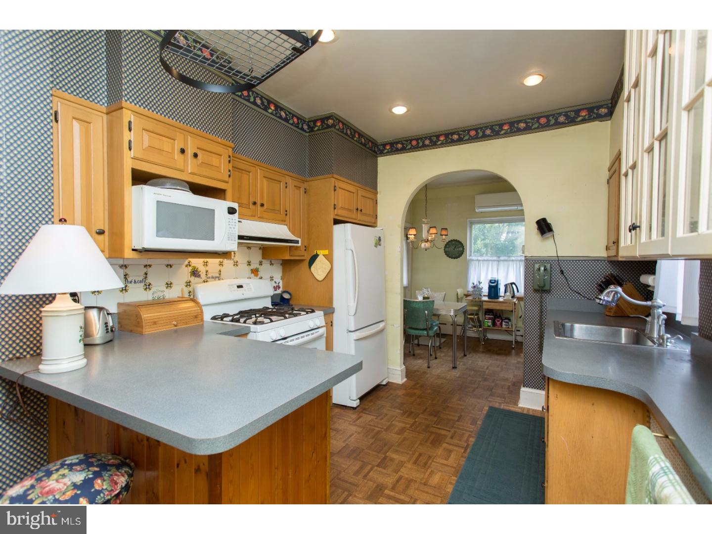 1238 Manor Road Havertown, PA 19083 - Photo 10 of 25