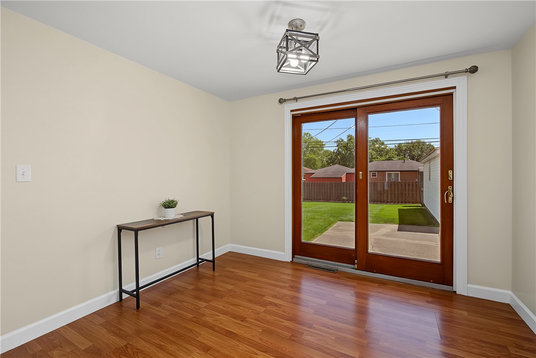 1209 Student Avenue Springfield, OH 45503 - Photo 12 of 47