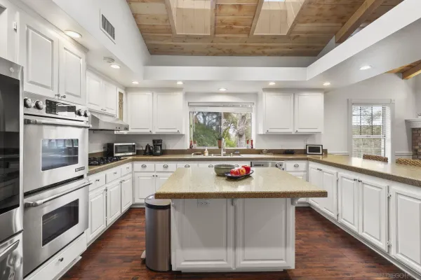 $1,175,000 | 2656 Secret Lake Lane, Fallbrook, CA 92028