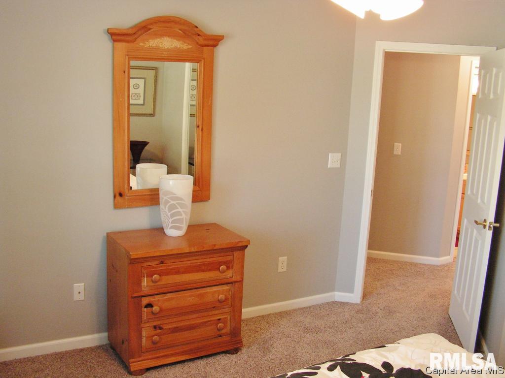 4530 Longfellow Drive Springfield, IL 62711 - Photo 20 of 36