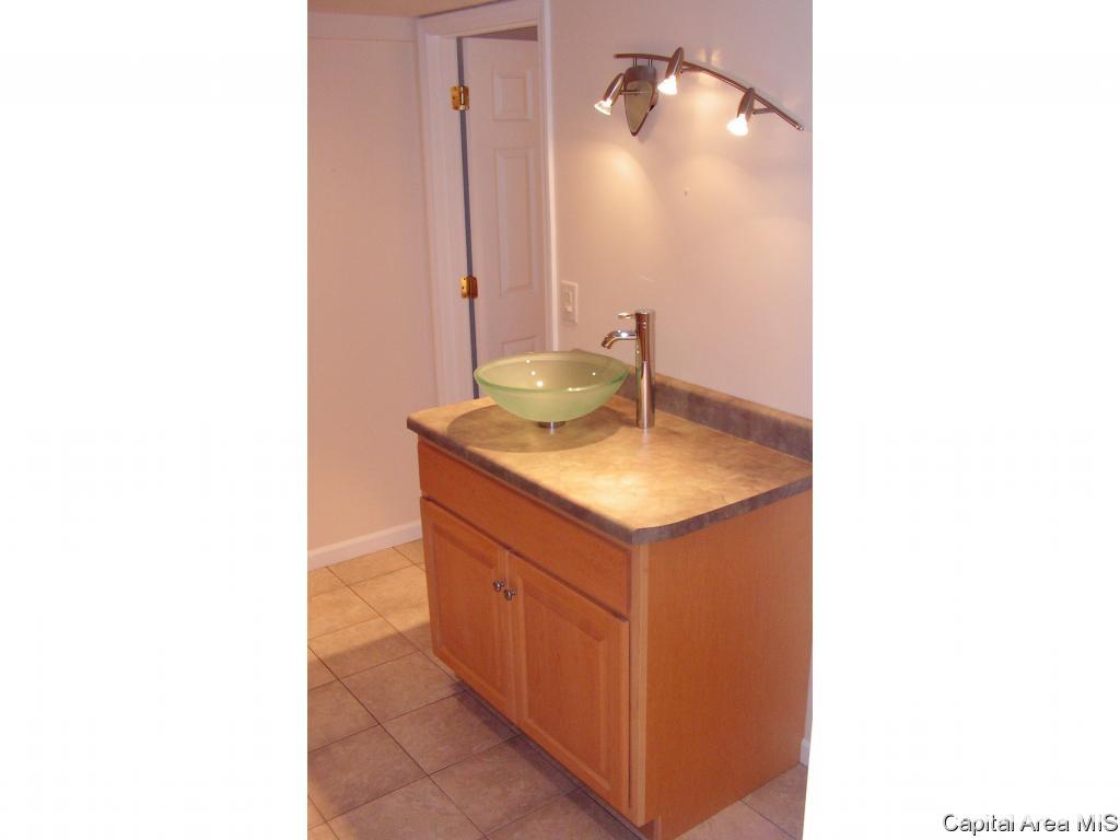 4530 Longfellow Drive Springfield, IL 62711 - Photo 34 of 36